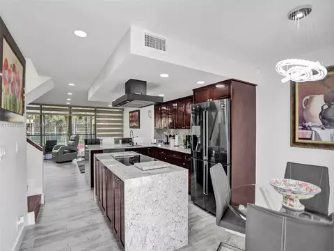 2901 SW 87th Ave #607, Davie, FL 33328