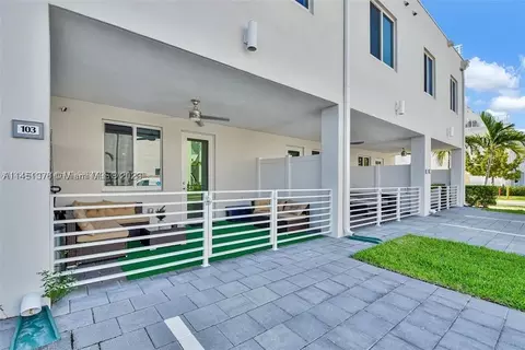 6420 NW 102nd Path #103, Doral, FL 33178