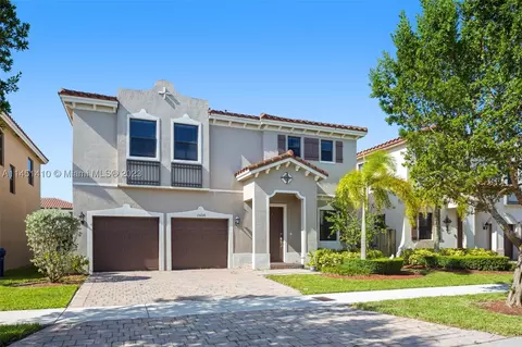 15226 SW 173rd Ln, Miami, FL 33187