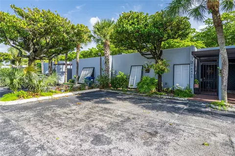 16403 Fox Den Ct #0, Miami Lakes, FL 33014