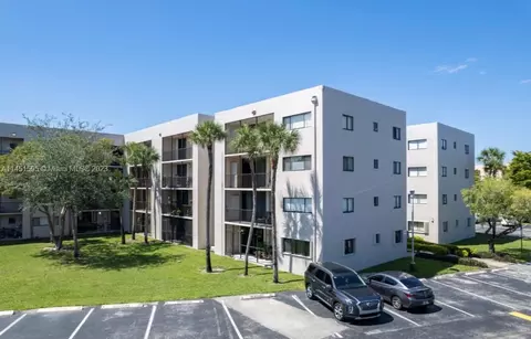 8520 SW 133rd Avenue Rd #221, Miami, FL 33183