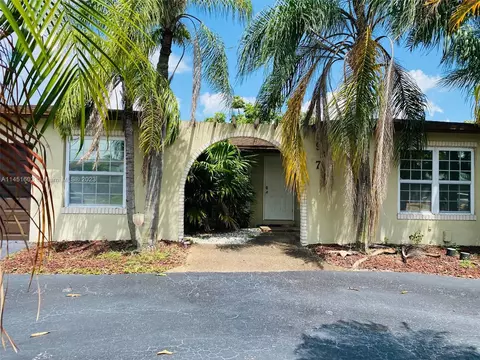 9671 NW 20th Pl, Sunrise, FL 33322