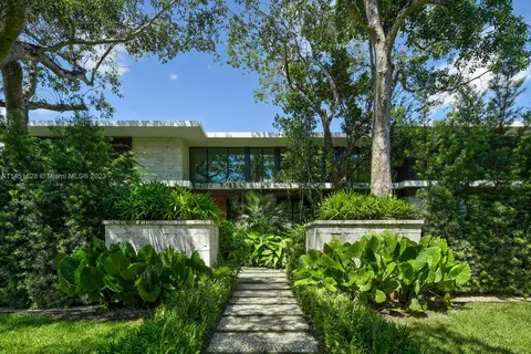 9261 School House Rd, Coral Gables, FL 33156