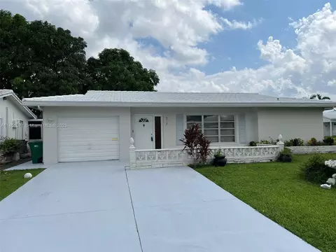 6718 NW 71st St, Tamarac, FL 33321