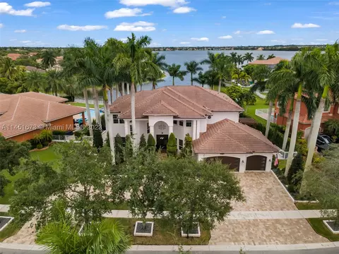 4137 SW 195th Ter, Miramar, FL 33029