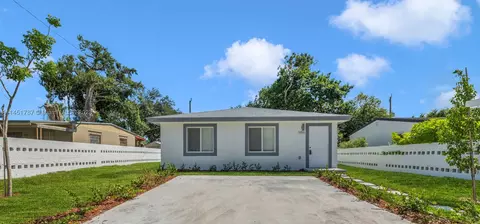 1496 NE 154th Ter, North Miami Beach, FL 33162