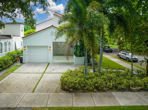 1115 Capri St, Coral Gables, FL 33134