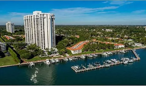 4000 Towerside Ter #2212, Miami, FL 33138
