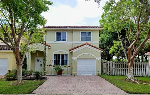 3300 SW 171st Ter, Miramar, FL 33027