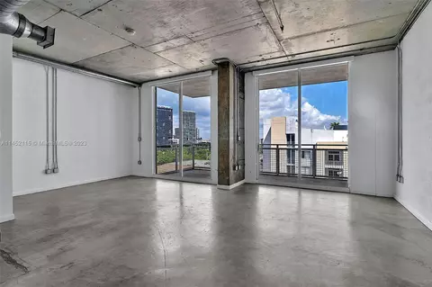 444 NE 30th St #801, Miami, FL 33137