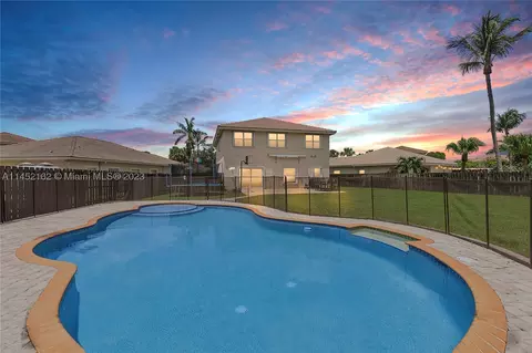 2235 NW 72nd Way, Pembroke Pines, FL 33024