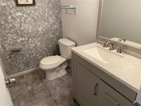 921 W 79th Pl #921, Hialeah, FL 33014 photo 15