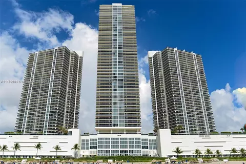 1850 S Ocean Dr #3208, Hallandale Beach, FL 33009