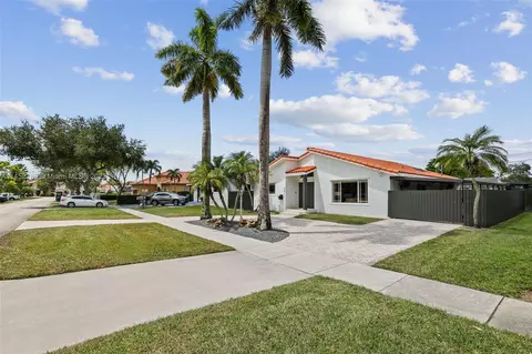 6811 SW 38th St, Miami, FL 33155