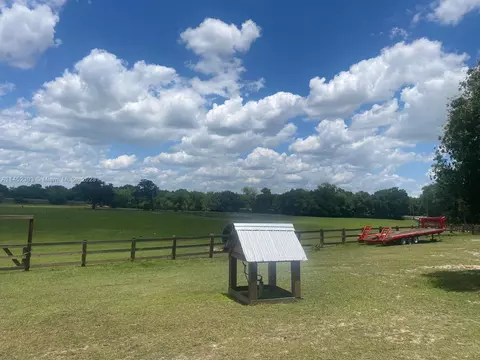 1990 E Main St, Other City - In The State Of Florida, FL 33873