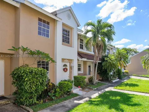 7212 Woodmont Ave, Tamarac, FL 33321