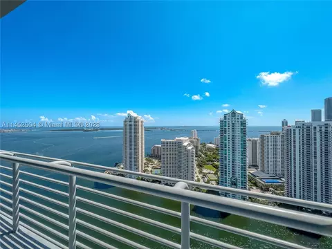 335 S Biscayne Blvd #LPH-01, Miami, FL 33131