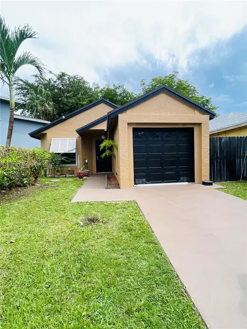 973 SW 8th Pl, Florida City, FL 33034