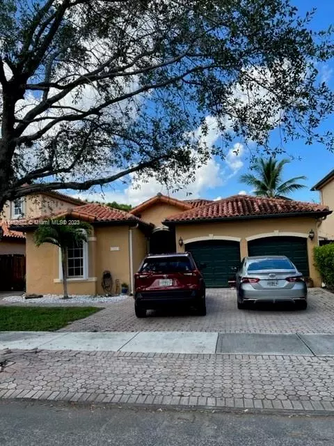 15213 SW 39th Ter, Miami, FL 33185