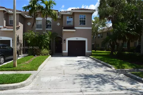 750 NW 132nd Ter, Plantation, FL 33325