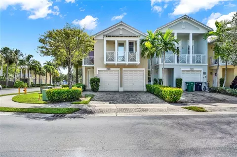 7500 NW 107 Pl, Doral, FL 33178