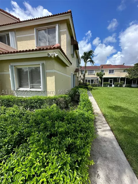 691 Deer Creek Corona Way #6, Deerfield Beach, FL 33442