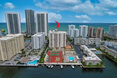 1865 S Ocean Dr #10C, Hallandale Beach, FL 33009
