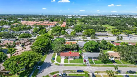 1111 NE 204th Ter, Miami, FL 33179