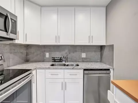 13250 SW 4th Ct #105G, Pembroke Pines, FL 33027
