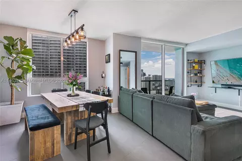1900 N Bayshore Dr #3819, Miami, FL 33132