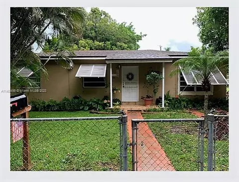6336 SW 10th Ter, West Miami, FL 33144