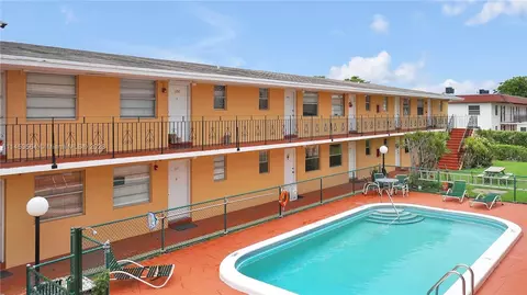 3800 SW 102nd Ave #206, Miami, FL 33165