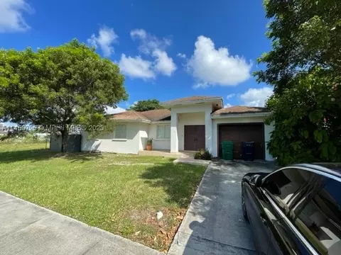 10535 SW 170th St, Miami, FL 33157