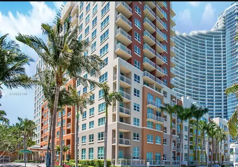 2000 N Bayshore Dr #1505, Miami, FL 33137