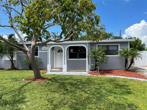 4221 NW 12th Ave, Oakland Park, FL 33309
