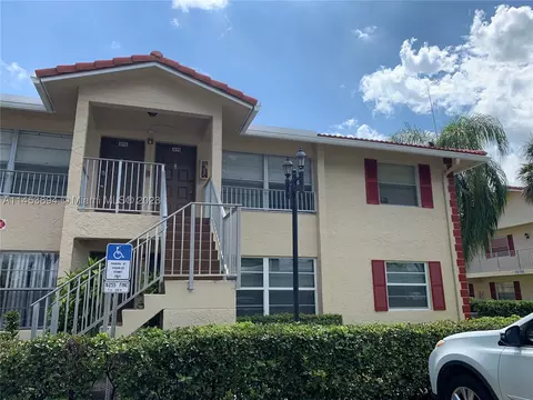 3774 N University Dr #O-8, Coral Springs, FL 33065