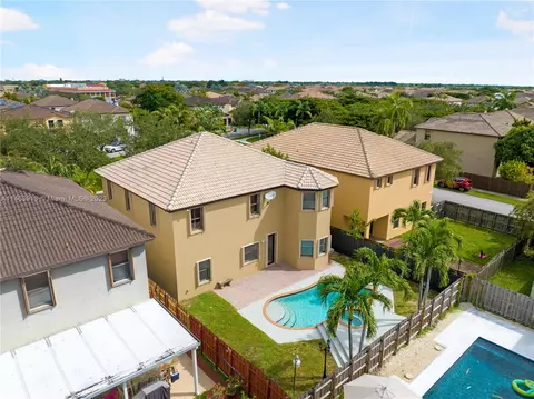 11518 SW 235th St, Homestead, FL 33032