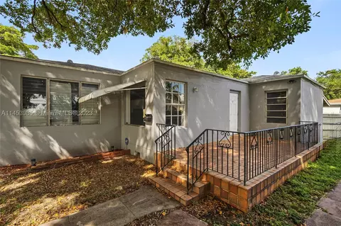 525 S 26th Ave, Hollywood, FL 33020