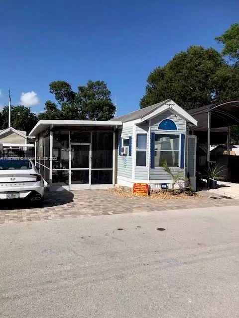 325 Calusa St #408, Key Largo, FL 33037