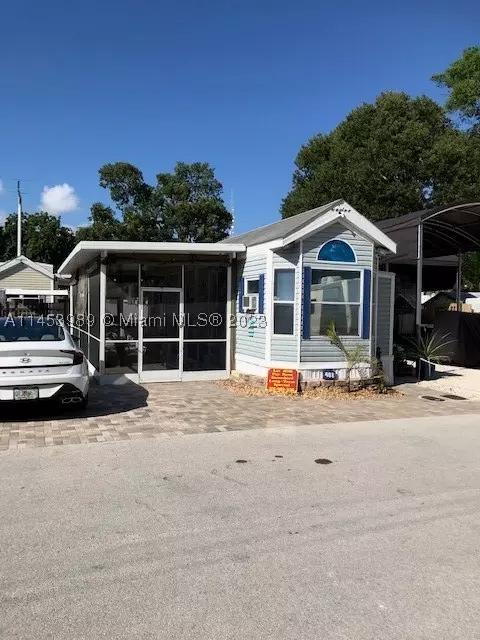 325 Calusa St #408, Key Largo, FL 33037