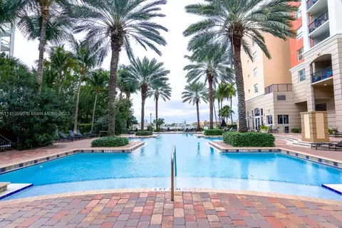 17145 N Bay Rd #4403, Sunny Isles Beach, FL 33160