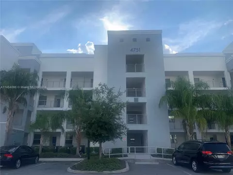 4751 Clock Tower #103, Kissimmee, FL 34746