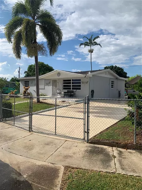 15805 SW 300th Ter, Homestead, FL 33033