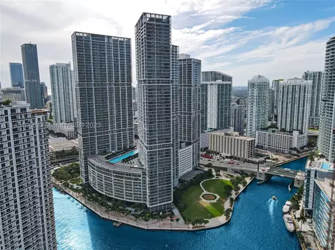 475 Brickell Ave #5008, Miami, FL 33131