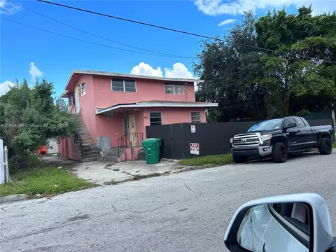 151 NW 19th Ave, Miami, FL 33125