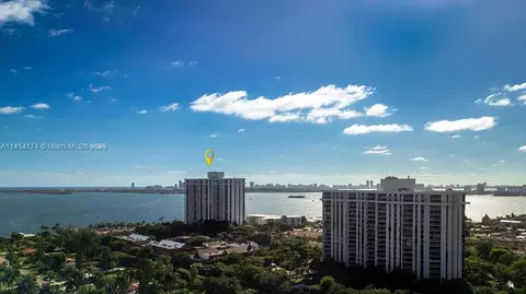 4000 Towerside Ter #901, Miami, FL 33138