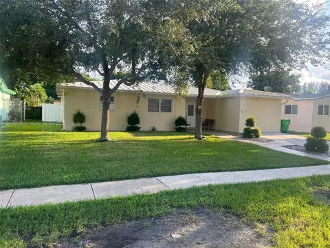 6500 NW 21 Ct, Sunrise, FL 33313
