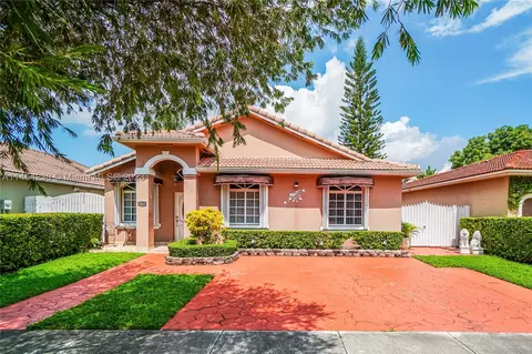 8985 NW 144th Ter, Miami Lakes, FL 33018 photo 1