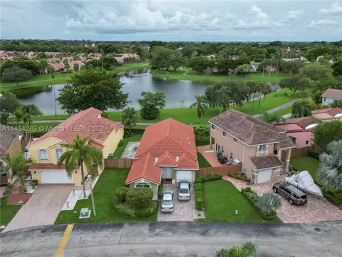 10067 SW 156th Ave, Miami, FL 33196