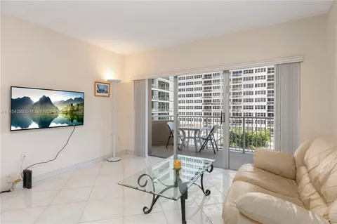 1980 S Ocean Dr #6C, Hallandale Beach, FL 33009